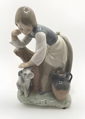 LLADRO "CARESS AND REST" GIRL PETTING DOG, PORCELAIN FIGURINE #30, MINT